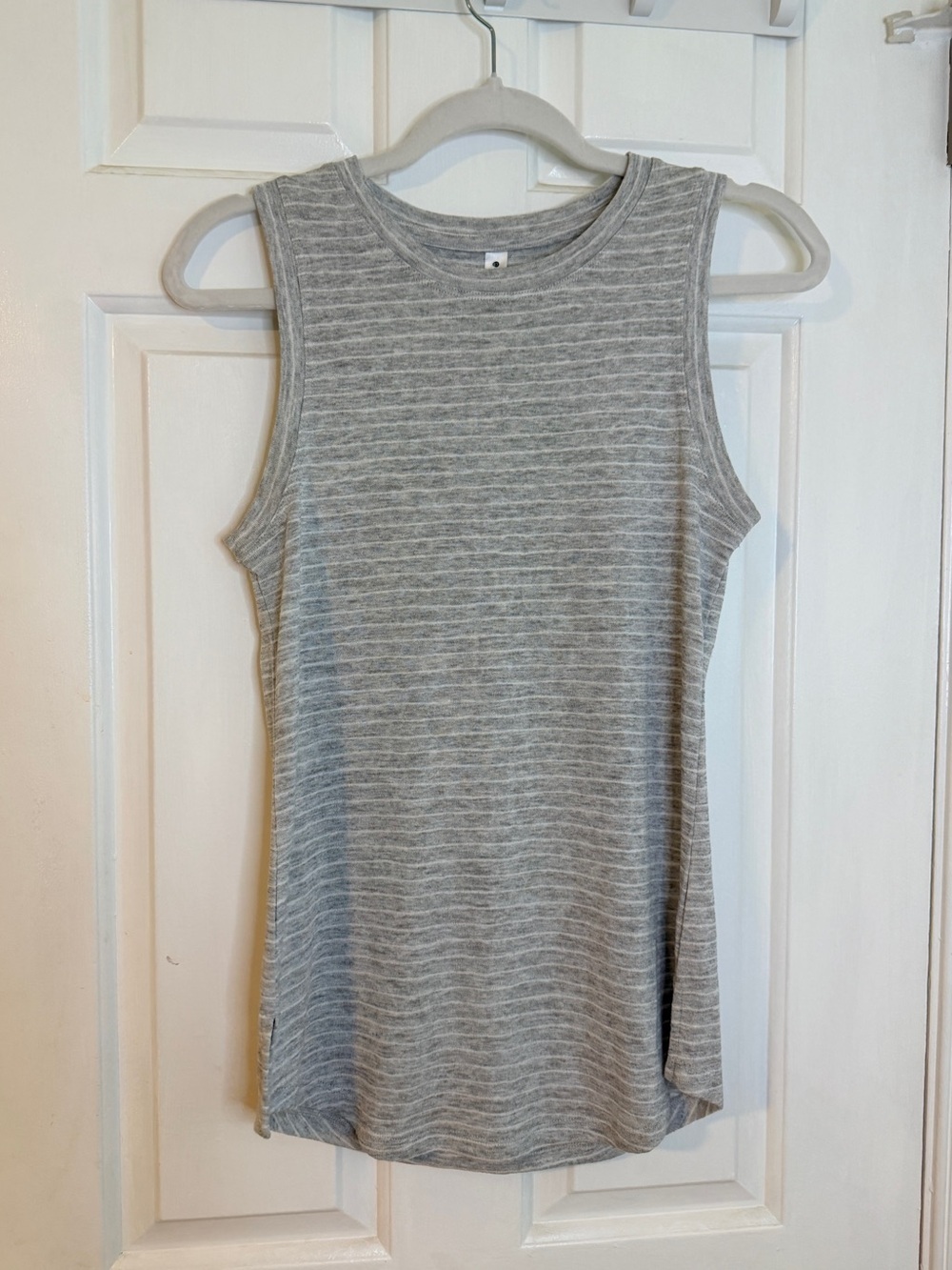 Athleta Gray Striped Modal Sleeveless Tank Top XXS Style 579798 - Picture 4 of 9